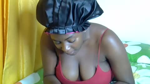 Snapshot of vanessah04 chatting on 07-28-26, 12:48 vanessah04 online show from 07-28-26, 12:48