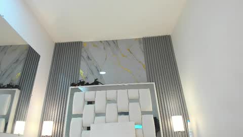 Vanessa Hard online show from 10-21-25, 07:58