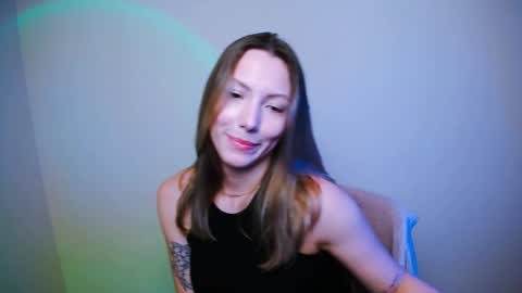 Snapshot of vanessakim_ chatting on 01-21-25, 11:02 Vanessa online show from 01-21-25, 11:02