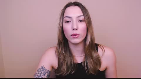 Snapshot of vanessakim_ chatting on 02-06-25, 08:45 Vanessa online show from 02-06-25, 08:45