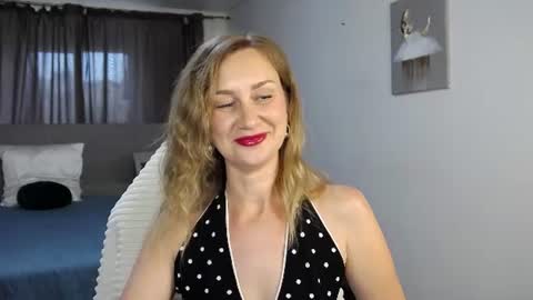 Vanessa  online show from 06-13-26, 01:31