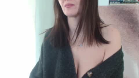 Snapshot of vanessalarahot chatting on 02-12-26, 12:00 Vanessa online show from 02-12-26, 12:00