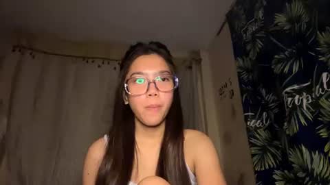 vanessam03 online show from 07-21-26, 02:52