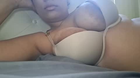 vanessareign online show from 03-09-26, 07:07