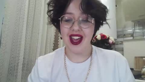 vanessashadow online show from 10-29-25, 03:36