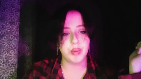 Snapshot of vanessashadow chatting on 12-22-25, 06:05 vanessashadow online show from 12-22-25, 06:05