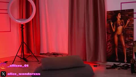 Vanessa Simon online show from 02-03-26, 06:51