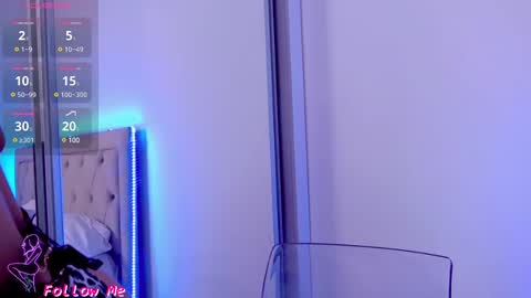 Snapshot of vanessavanne chatting on 02-16-25, 12:54 Vanessa online show from 02-16-25, 12:54