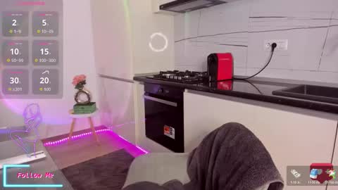 Snapshot of vanessavanne chatting on 09-21-25, 03:13 Vanessa online show from 09-21-25, 03:13