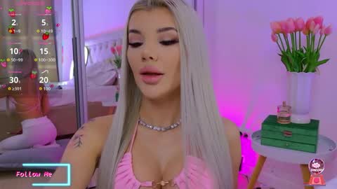 Snapshot of vanessavanne chatting on 04-27-26, 01:42 Vanessa online show from 04-27-26, 01:42