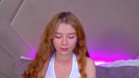 VanessaVienne online show from 02-02-26, 04:17