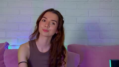 VanessaVienne online show from 04-24-26, 05:26