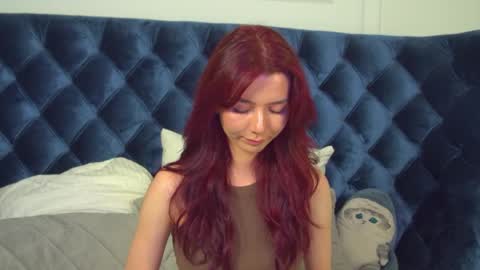 VanessaVienne online show from 05-15-26, 04:25