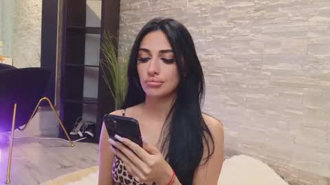 Vanessa online show from 05-28-26, 04:04