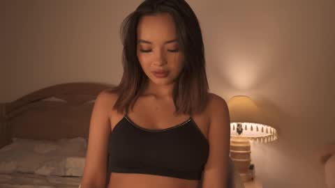Snapshot of vanesse_ chatting on 10-04-25, 03:59 Irina online show from 10-04-25, 03:59