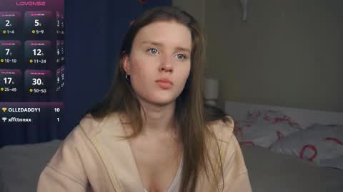 Luna online show from 11-14-25, 07:23