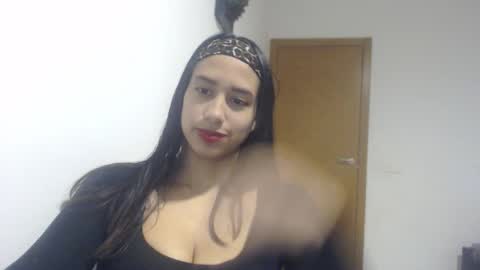 Snapshot of vaniasofia chatting on 11-20-25, 05:01 vaniasofia online show from 11-20-25, 05:01
