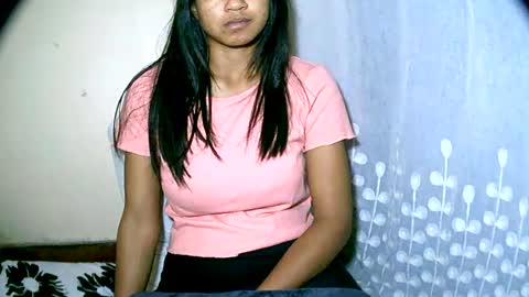 Snapshot of vanih27 chatting on 06-20-26, 10:12 vanih27 online show from 06-20-26, 10:12