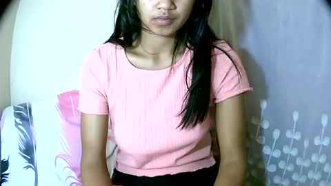 Snapshot of vanih27 chatting on 07-27-26, 07:59 vanih27 online show from 07-27-26, 07:59