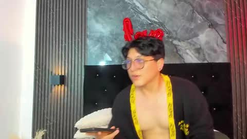 Snapshot of vanilla_hot_ chatting on 02-22-25, 05:02 vanilla_hot_ online show from 02-22-25, 05:02