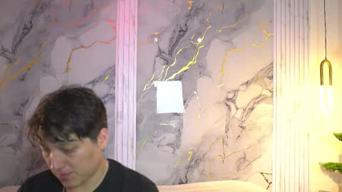 vanilla_hot_ online show from 11-19-25, 01:33