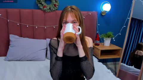 Sofia online show from 12-23-24, 04:01