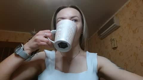 VanillaMuffin online show from 12-20-25, 01:40