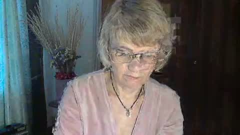 Vanillaxcreamy online show from 01-08-25, 12:05