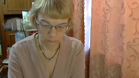 Vanillaxcreamy online show from 02-14-25, 06:45