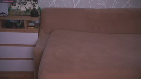 Snapshot of vanille_mystery chatting on 05-27-26, 11:02 Sophie online show from 05-27-26, 11:02