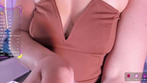 Snapshot of vanitysex chatting on 09-28-25, 11:59 Karine online show from 09-28-25, 11:59