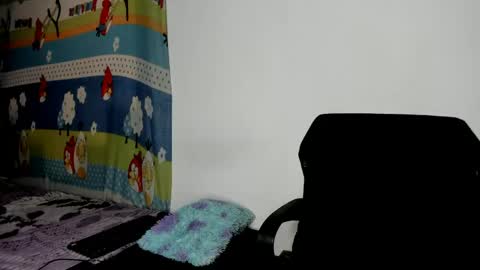 vannellope_vladimir online show from 06-01-26, 01:13