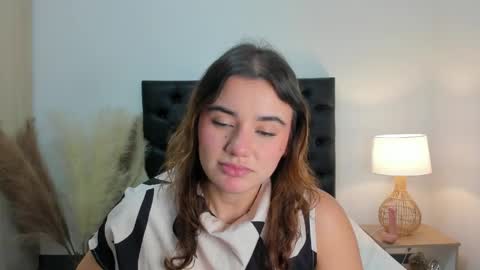 Vannesa online show from 04-07-26, 11:37