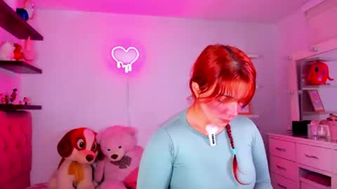 Snapshot of vannessa_shy chatting on 07-16-26, 01:11 Vanesa online show from 07-16-26, 01:11