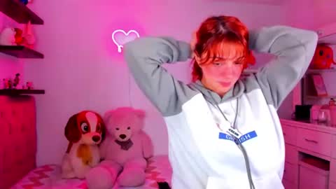 Snapshot of vannessa_shy chatting on 07-25-26, 10:29 Vanesa online show from 07-25-26, 10:29
