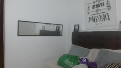 vane online show from 10-18-25, 07:47