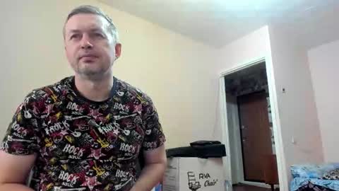 Snapshot of vano_822 chatting on 10-07-25, 12:13 vano_822 online show from 10-07-25, 12:13