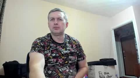 Snapshot of vano_822 chatting on 10-16-25, 10:33 vano_822 online show from 10-16-25, 10:33