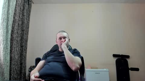 vano_822 online show from 04-12-26, 08:19
