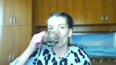 Vanessa online show from 02-27-25, 10:59