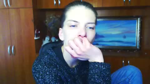 Vanessa online show from 03-04-25, 10:35