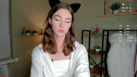 Charline online show from 05-25-26, 03:51