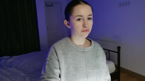 Snapshot of vaolietkat chatting on 12-16-25, 06:40 vaolietkat online show from 12-16-25, 06:40