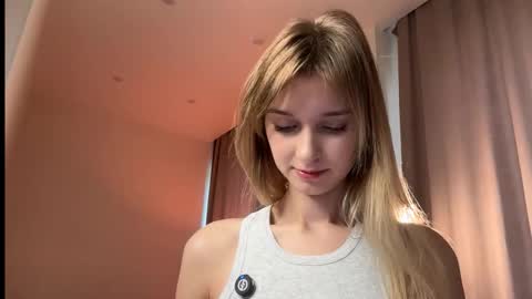 Heeeeey Im Hanna the art of tease  online show from 11-02-25, 03:42