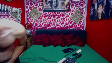 Snapshot of varonaesteban7 chatting on 02-26-26, 03:00 Esteban online show from 02-26-26, 03:00