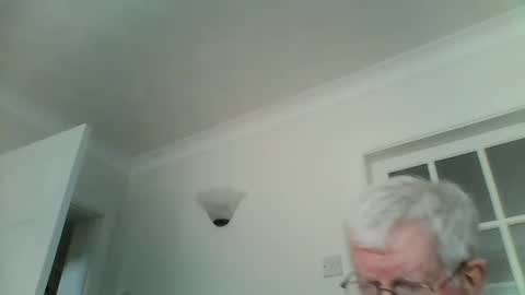 Snapshot of vassus chatting on 10-04-25, 01:31 vassus online show from 10-04-25, 01:31