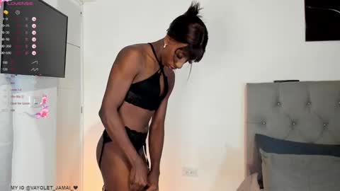 Snapshot of vayolet___ chatting on 02-06-25, 08:13 Hi Im Vayolet online show from 02-06-25, 08:13