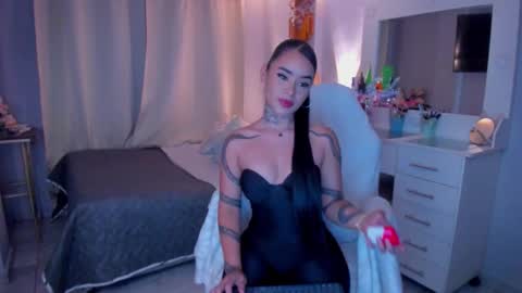 Snapshot of vayolett_bass chatting on 02-12-26, 05:57 Vayolett Bass online show from 02-12-26, 05:57