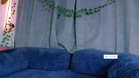 Vayolett online show from 11-13-25, 06:34