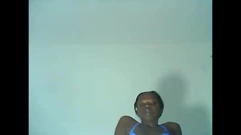 Snapshot of vee353123 chatting on 05-09-26, 07:41 Vee online show from 05-09-26, 07:41